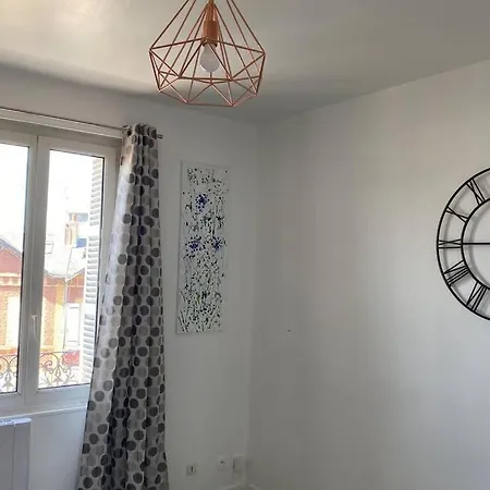 Lägenhet Meuble Et Renove Centre Ancien Du Havre *