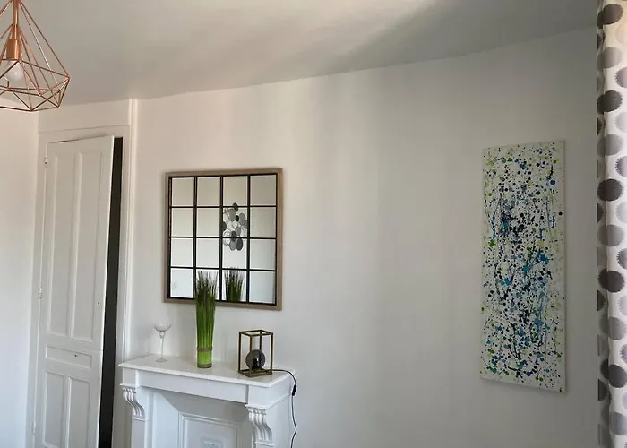 Meuble Et Renove Centre Ancien Du Havre Апартаменты *